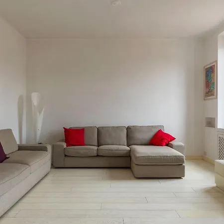 公寓 Guesthost - Trastevere Station Bright With Terrace 罗马