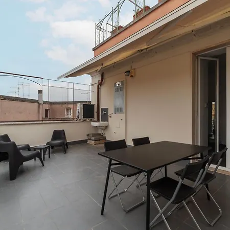 Guesthost - Trastevere Station Bright With Terrace 公寓 *