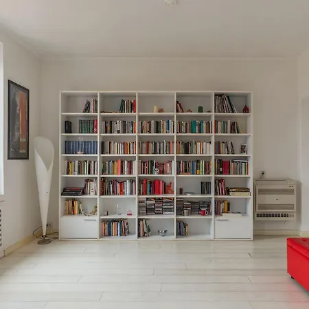 Guesthost - Trastevere Station Bright With Terrace *