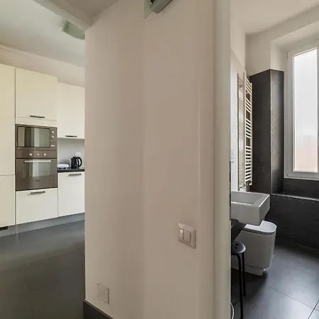 Guesthost - Trastevere Station Bright With Terrace